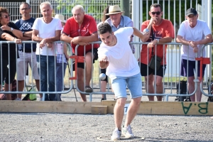 Régional de pétanque : deux Ponots triomphent à Sainte-Sigolène