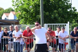 Régional de pétanque : deux Ponots triomphent à Sainte-Sigolène