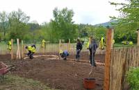 Yssingeaux : un jardin des 5 sens au foyer des Volcans