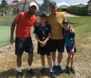 Une première fête du tennis à Montfaucon sous le soleil