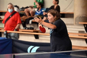 Yssingeaux : Adrien Lebrat remporte le tournoi de tennis de table à domicile