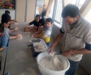 Yssingeaux : un fournil de boulanger installé à l&#039;école Jean-de-la-Fontaine