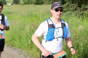 Samuel Tauleigne et Charline Jacquin ex-aequo après 100 km de course à la Backyard