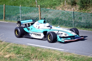 Damien Chamberod pose sa marque sur la course de côte de Dunières