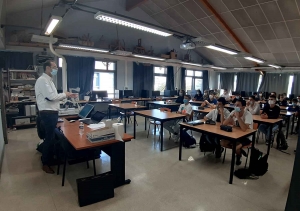 Monistrol-sur-Loire : un plasturgiste comme parrain du BTS technico-commercial au lycée public