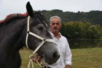 Philippe Jouve avec Cigale 15, une percheronne. Photo Lucien Soyère