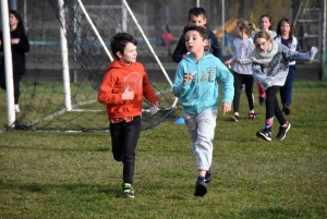 Lantriac : 233 écoliers courent pour les droits de l&#039;enfant