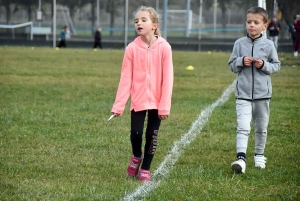 Lantriac : 233 écoliers courent pour les droits de l&#039;enfant