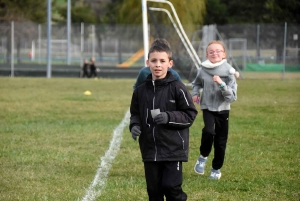 Lantriac : 233 écoliers courent pour les droits de l&#039;enfant