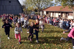 Lantriac : 233 écoliers courent pour les droits de l&#039;enfant