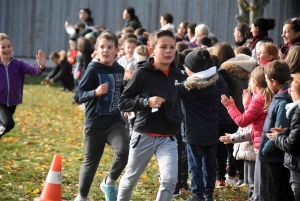 Lantriac : 233 écoliers courent pour les droits de l&#039;enfant