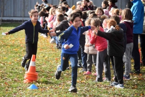 Lantriac : 233 écoliers courent pour les droits de l&#039;enfant