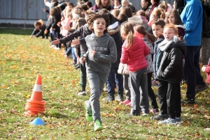 Lantriac : 233 écoliers courent pour les droits de l&#039;enfant