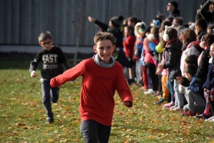 Lantriac : 233 écoliers courent pour les droits de l&#039;enfant