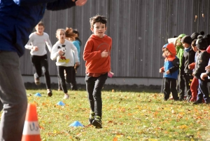 Lantriac : 233 écoliers courent pour les droits de l&#039;enfant