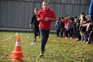 Lantriac : 233 écoliers courent pour les droits de l&#039;enfant