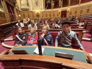 Montfaucon-en-Velay : les deux conseils jeunes à Paris pour visiter le Sénat