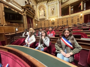 Montfaucon-en-Velay : les deux conseils jeunes à Paris pour visiter le Sénat