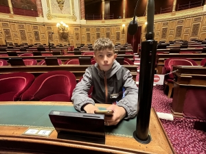 Montfaucon-en-Velay : les deux conseils jeunes à Paris pour visiter le Sénat