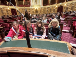 Montfaucon-en-Velay : les deux conseils jeunes à Paris pour visiter le Sénat