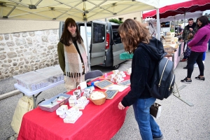 Montfaucon-en-Velay : 90 exposants ont déballé à la Foire des râteaux