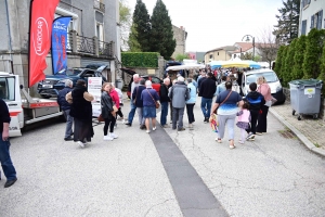 Montfaucon-en-Velay : 90 exposants ont déballé à la Foire des râteaux