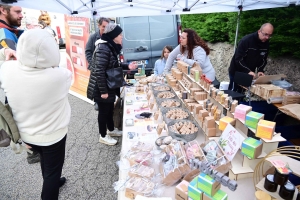 Montfaucon-en-Velay : 90 exposants ont déballé à la Foire des râteaux