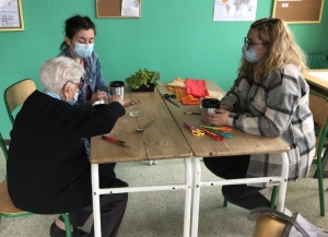 On cultive le lien intergénérationnel au lycée Eugénie-Joubert