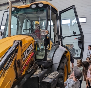 Riotord : les écoliers visitent le service technique municipal