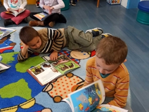 Festival du livre et contes autour du monde à l&#039;école du &quot;Château&quot; à Monistrol