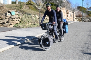 Montfaucon-en-Velay : 15 000 km de vélo à travers l&#039;Europe en 9 mois