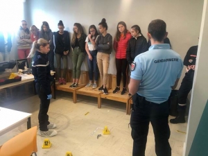 Saint-Julien-Chapteuil : 17 collégiens formés à la sécurité civile