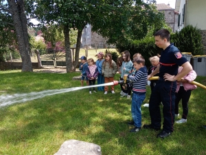 Saint-Romain-Lachalm : les pompiers se rendent à l&#039;école pour parler de leur métier