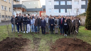 Yssingeaux : l&#039;ESCY est le premier lycée de l&#039;académie à proposer l&#039;enseignement du japonais