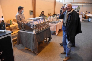 Bas-en-Basset : près de 50 exposants animent la foire gastronomique au gymnase