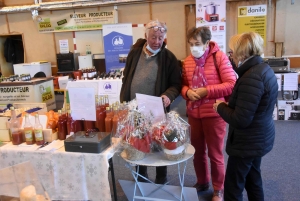 Bas-en-Basset : près de 50 exposants animent la foire gastronomique au gymnase