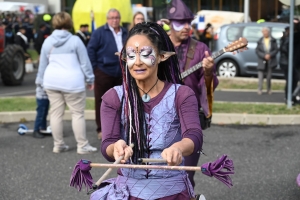 Saint-Maurice-de-Lignon : le corso fleuri anime le village (vidéo)