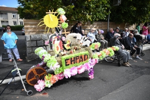 Saint-Maurice-de-Lignon : le corso fleuri anime le village (vidéo)