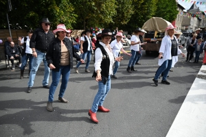 Saint-Maurice-de-Lignon : le corso fleuri anime le village (vidéo)