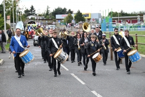 Saint-Maurice-de-Lignon : le corso fleuri anime le village (vidéo)