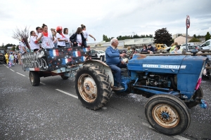 Saint-Maurice-de-Lignon : le corso fleuri anime le village (vidéo)