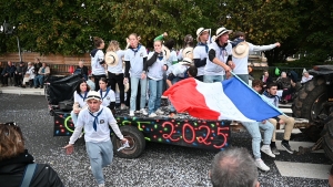 Saint-Maurice-de-Lignon : le corso fleuri anime le village (vidéo)