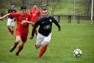 Foot : vainqueur de Montregard, Tence entretient le suspense en District 2