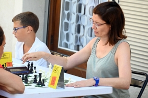 Yssingeaux : des parties d&#039;échecs très serrées sur la place Carnot