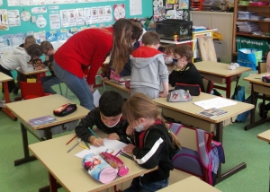 Lapte : les écoliers découvrent une zone humide