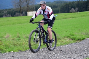 Saint-Romain-Lachalm : 440 randonneurs à pied et VTT sur le 6e Bad&#039;in Tour