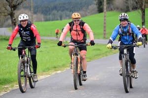 Saint-Romain-Lachalm : 440 randonneurs à pied et VTT sur le 6e Bad&#039;in Tour