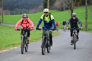 Saint-Romain-Lachalm : 440 randonneurs à pied et VTT sur le 6e Bad&#039;in Tour