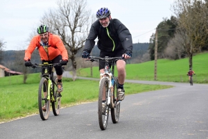 Saint-Romain-Lachalm : 440 randonneurs à pied et VTT sur le 6e Bad&#039;in Tour