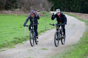 Saint-Romain-Lachalm : 440 randonneurs à pied et VTT sur le 6e Bad&#039;in Tour